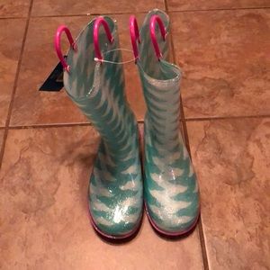 Girls rain boots